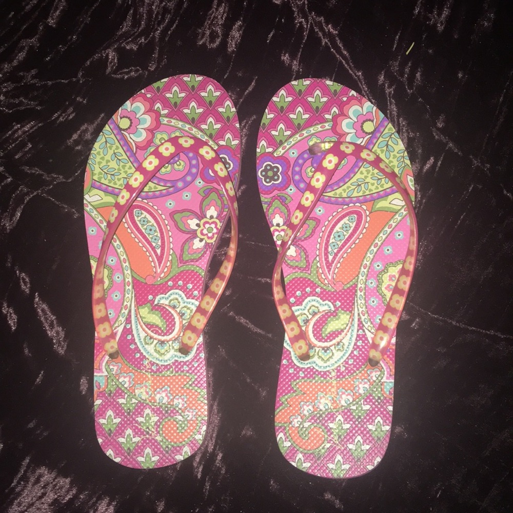 Pink Vera Bradley flip flops